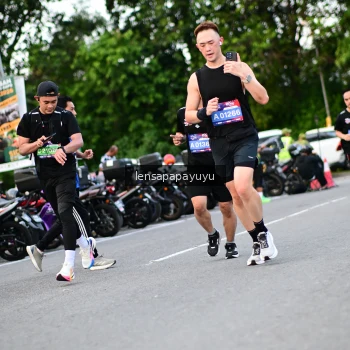 Runner Photo 4107318