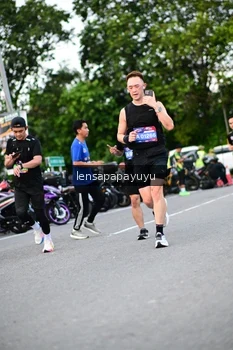 Runner Photo 4107320