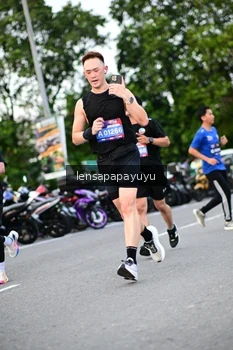 Runner Photo 4107326