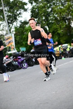 Runner Photo 4107332