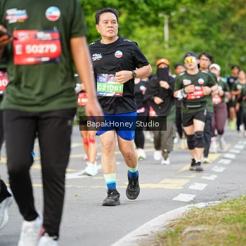 Runner Photo 4107355