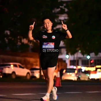 Runner Photo 4107372