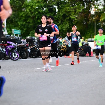 Runner Photo 4107378