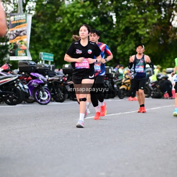 Runner Photo 4107391