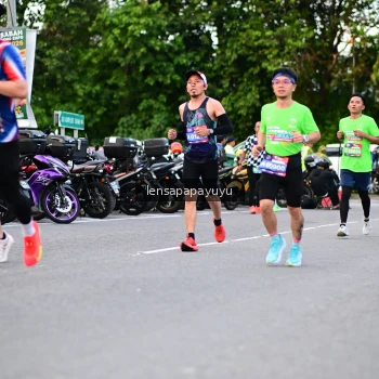 Runner Photo 4107399