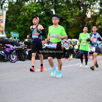Runner Photo 4107407