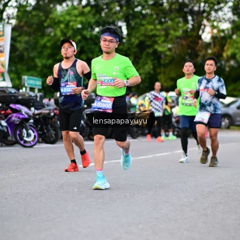 Runner Photo 4107417
