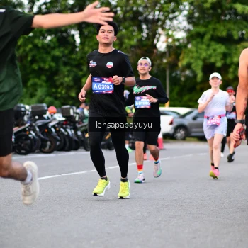 Runner Photo 4107446
