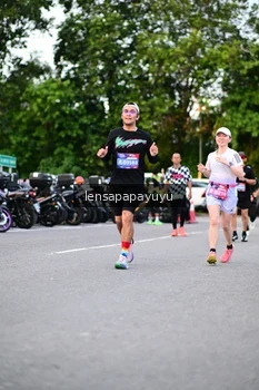 Runner Photo 4107459