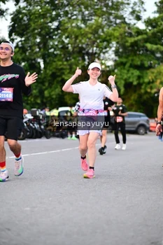 Runner Photo 4107474