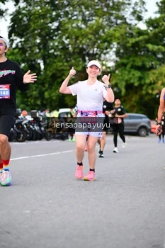 Runner Photo 4107475