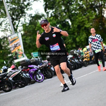 Runner Photo 4107479