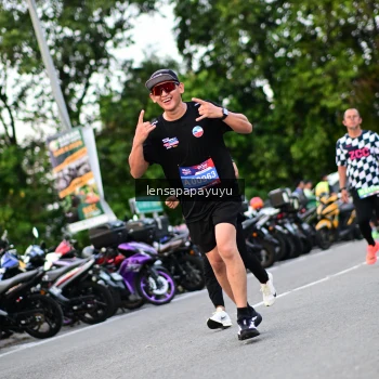 Runner Photo 4107483