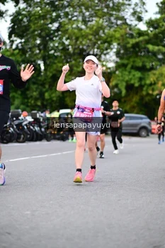 Runner Photo 4107486