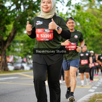 Runner Photo 4107505