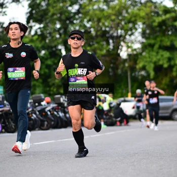 Runner Photo 4107523
