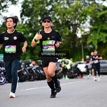 Runner Photo 4107538