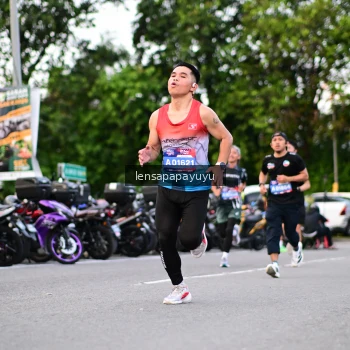 Runner Photo 4107542