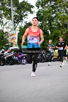 Runner Photo 4107547