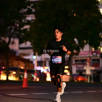 Runner Photo 4107579