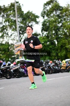 Runner Photo 4107582