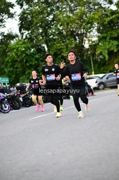 Runner Photo 4107590