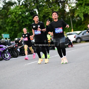 Runner Photo 4107592
