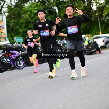 Runner Photo 4107601