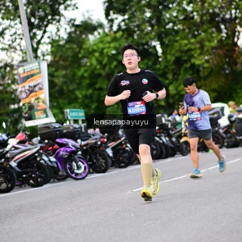 Runner Photo 4107609