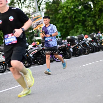 Runner Photo 4107620
