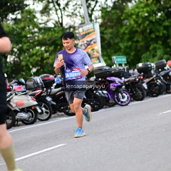 Runner Photo 4107621