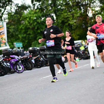Runner Photo 4107629