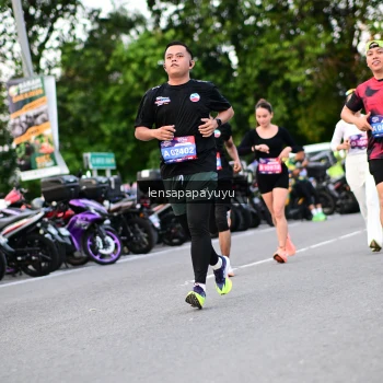 Runner Photo 4107636