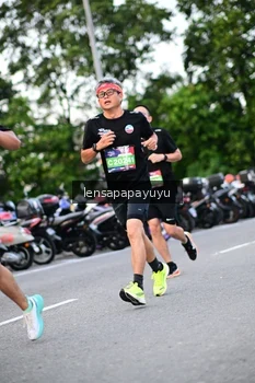 Runner Photo 4107658