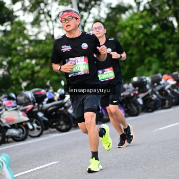 Runner Photo 4107662