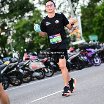 Runner Photo 4107669