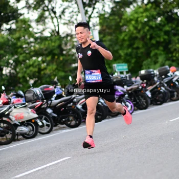 Runner Photo 4107688