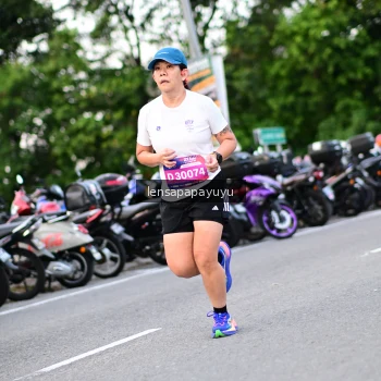 Runner Photo 4107696