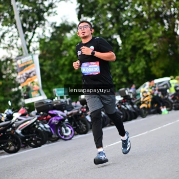 Runner Photo 4107698
