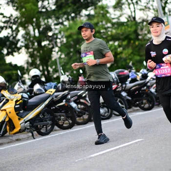 Runner Photo 4107720