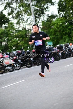 Runner Photo 4107732