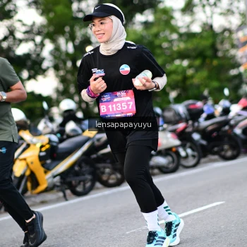 Runner Photo 4107735