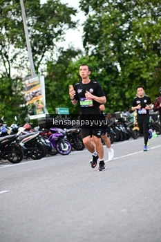 Runner Photo 4107745