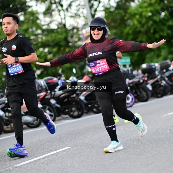 Runner Photo 4107773