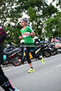 Runner Photo 4107777