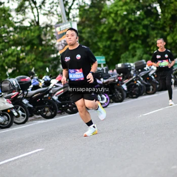 Runner Photo 4107789