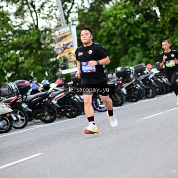 Runner Photo 4107791