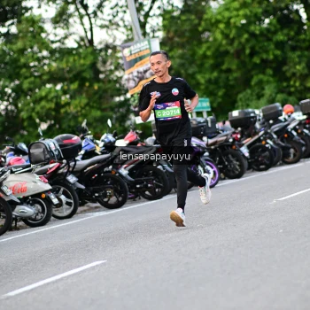Runner Photo 4107796