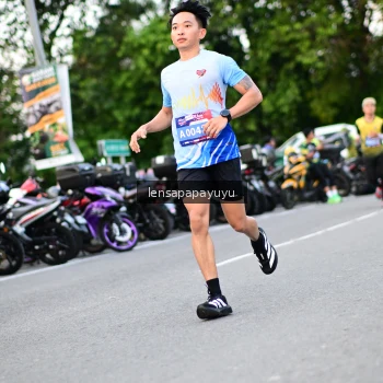 Runner Photo 4107798