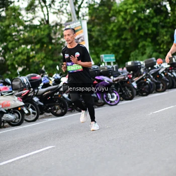 Runner Photo 4107805